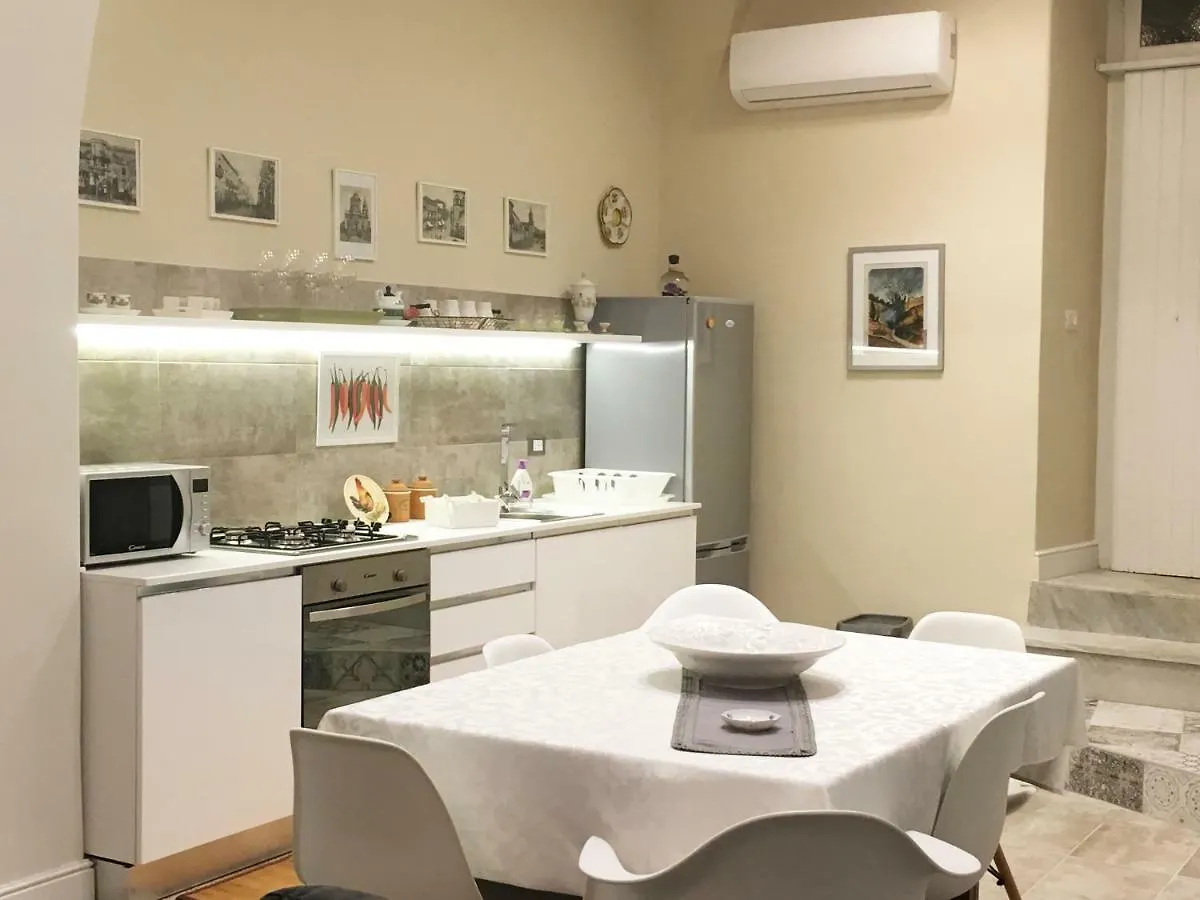 Dimora Del Papa Apartment Catania